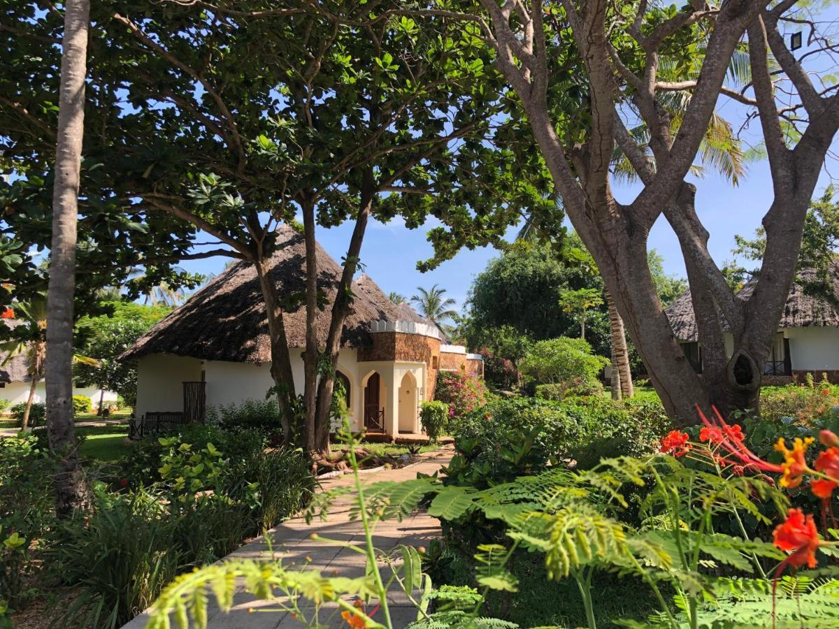 קיוונגווה Sultan Sands Island Resort & Spa מראה חיצוני תמונה